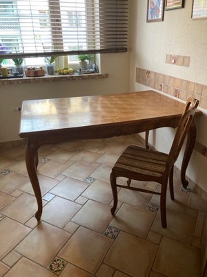 Elbląg Okazyjnie sprzedam stoł i 6 krzeseł. Stan bdb. Stoł rozkladany. Cena do negocjacji, polecam!