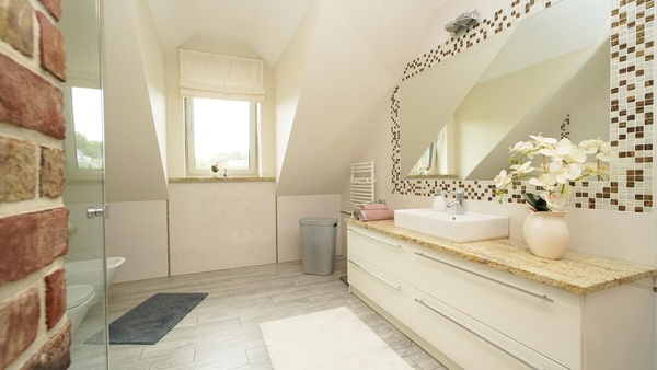 Elbląg &nbsp; TO MY SPRZEDAJEMYNIERUCHOMOŚCI W TYM MIEŚCIEBIURO NIERUCHOMOŚCIAMERICAN HOMEFOR SALE - DOM UL.