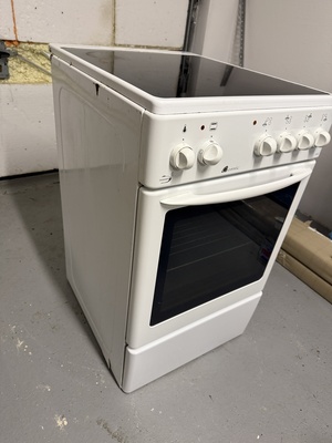 Elbląg Kuchnia kuchenka elektryczna ceramiczna Classic 3453