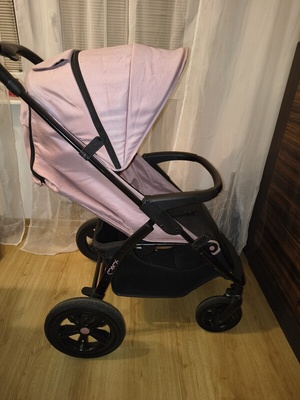 Elbląg Witam. Sprzedam w dobrej cenie wózek spacerowy firmy MoMi kolor róż model Evo cena 120 zł