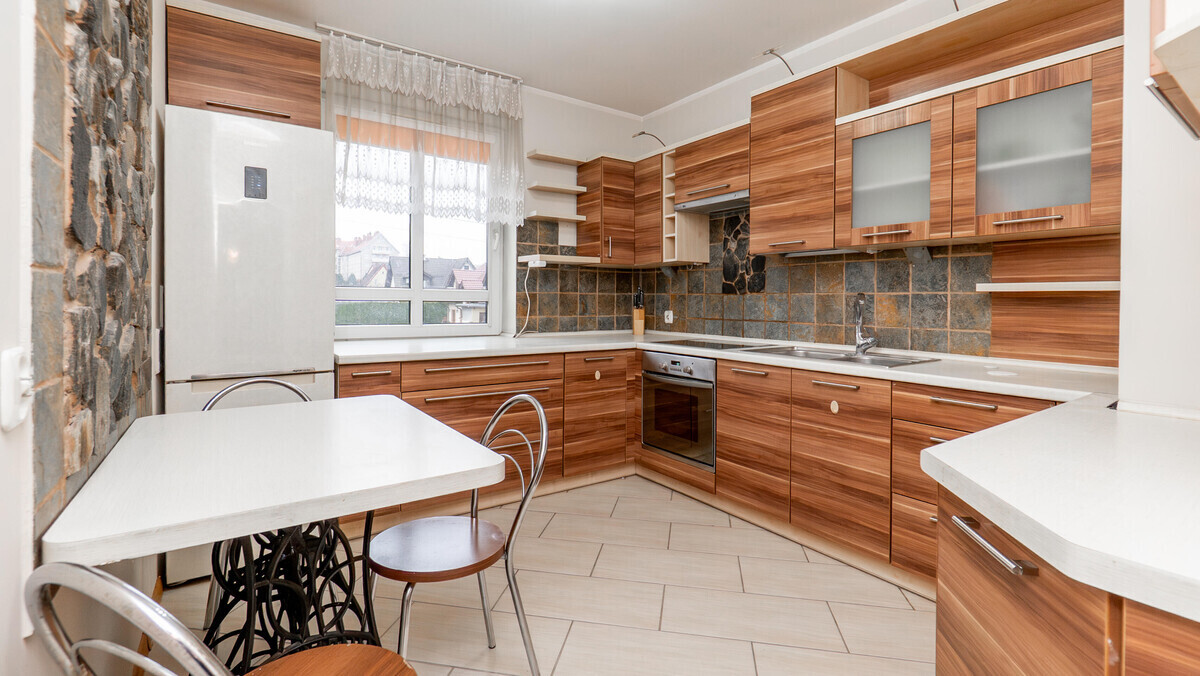 Elbląg TO MY SPRZEDAJEMYNIERUCHOMOŚCI W TYM MIEŚCIEBIURO NIERUCHOMOŚCIAMERICAN HOMEWYNAJMĘ - 2 POKOJE -