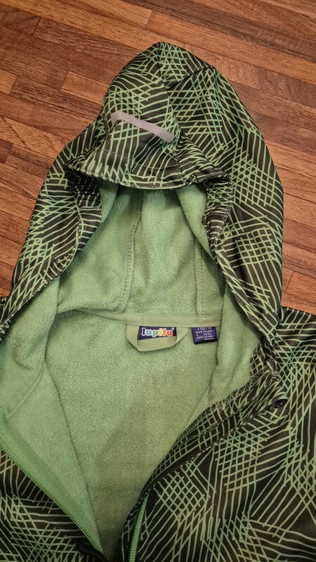 Elbląg Kurtki dla chłopca 4 sztuki: - kurtka softshell rozmiar 110/116 firmy Lupilu - bluza na grubym polarze rozmiar