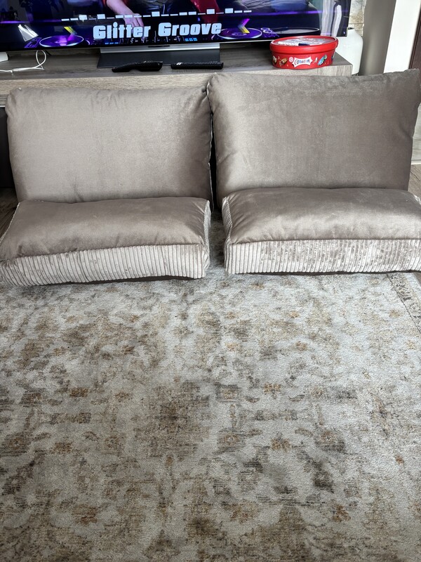 Elbląg Sprzedam oparcia na kanapę kolor kawowy 4 sztuki nowe