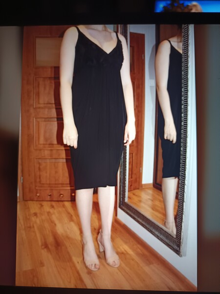 Elbląg Oddam za darmo w dobre ręce sukienki wyjściowe. Rozm 42 i 44.Mile widziana dobra kawa ziarnista