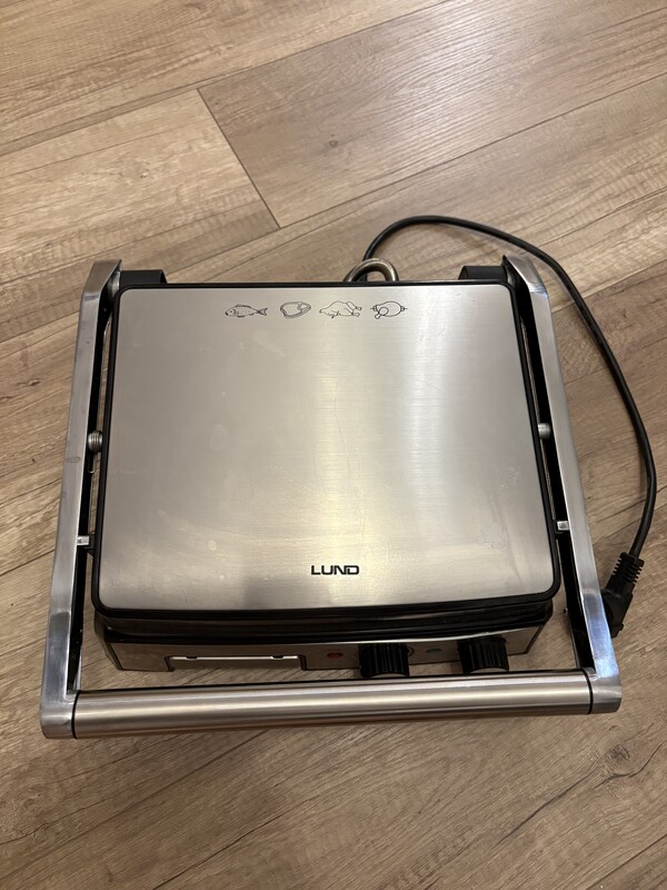 Elbląg Sprzedam kuchenny grill elektryczny, toster marki Lund. Wszystkie parametry są widoczne na ostatnim zdjęciu.