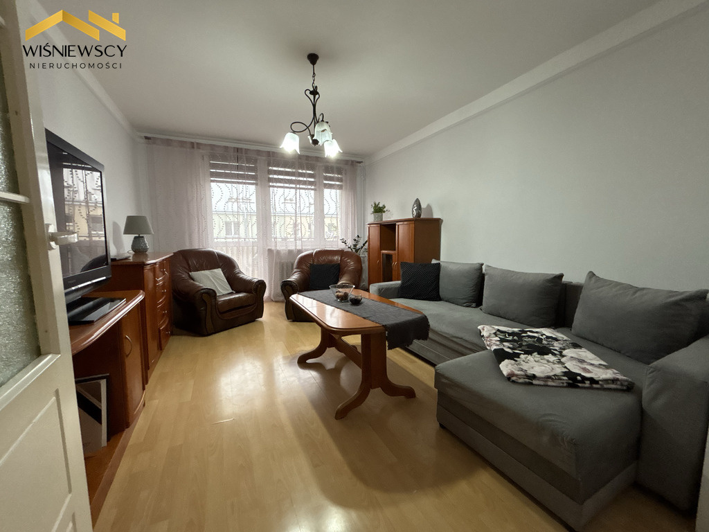 Elbląg WIŚNIEWSCY NIERUCHOMOŚCI Sp. z o.o.Sprzedam mieszkanie - Elbląg, Urocza. Oferta:
Na sprzedaż dwupokojowe,