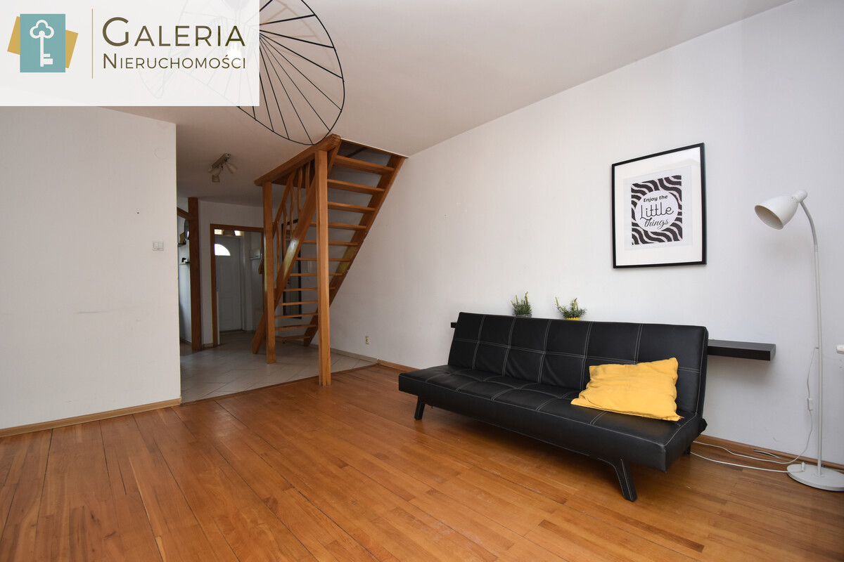 Elbląg GALERIA NIERUCHOMOŚCIZ pasji i miłości do nieruchomościNa sprzedaż: Czteropokojowy dom w zabudowie szeregowej