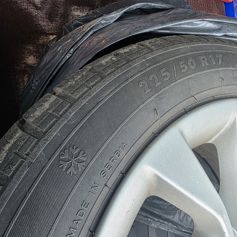 Elbląg Sprzedam kpl.4 koła 225/50/17 -felgi alu + opony zimowe.