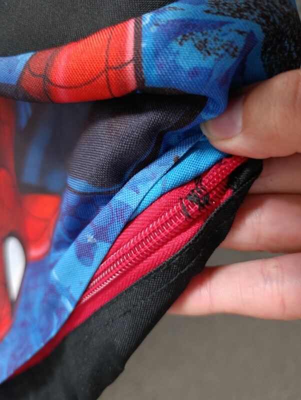 Elbląg Sprzedam plecak na jedno ramię dla chłopca. Stan dobry pokazane zszycie przy zamku. Kontakt sms