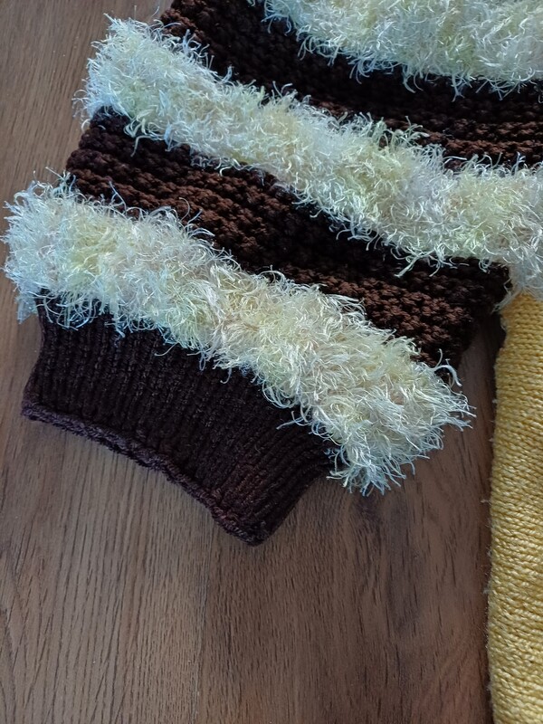 Elbląg Efektowny sweter rozmiar od 38 do 44,rękaw 3/4 stan idealny jak nowy, przedłużane boki