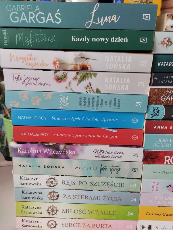 Elbląg Sprzedam książki-literatura kobieca. Cena za sztukę - 10 zł. W przypadku zakupu całości będzie rabat.