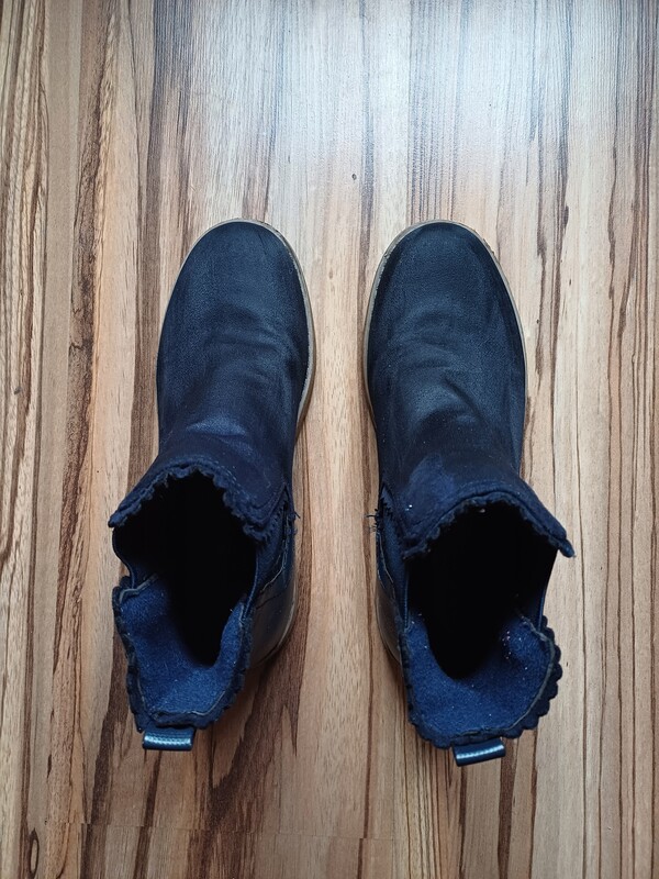 Elbląg Buty trzewiki granatowe rozmiar 34 stan bardzo dobry