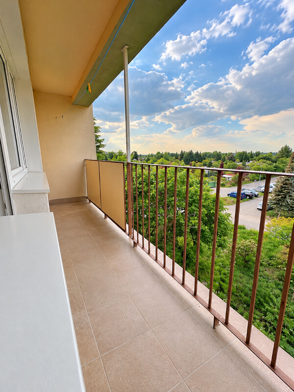 Elbląg Sprzedam mieszkanie 2 pokoje + osobno kuchnia, duży balkon, zielona spokojna okolica, świetna lokalizacja