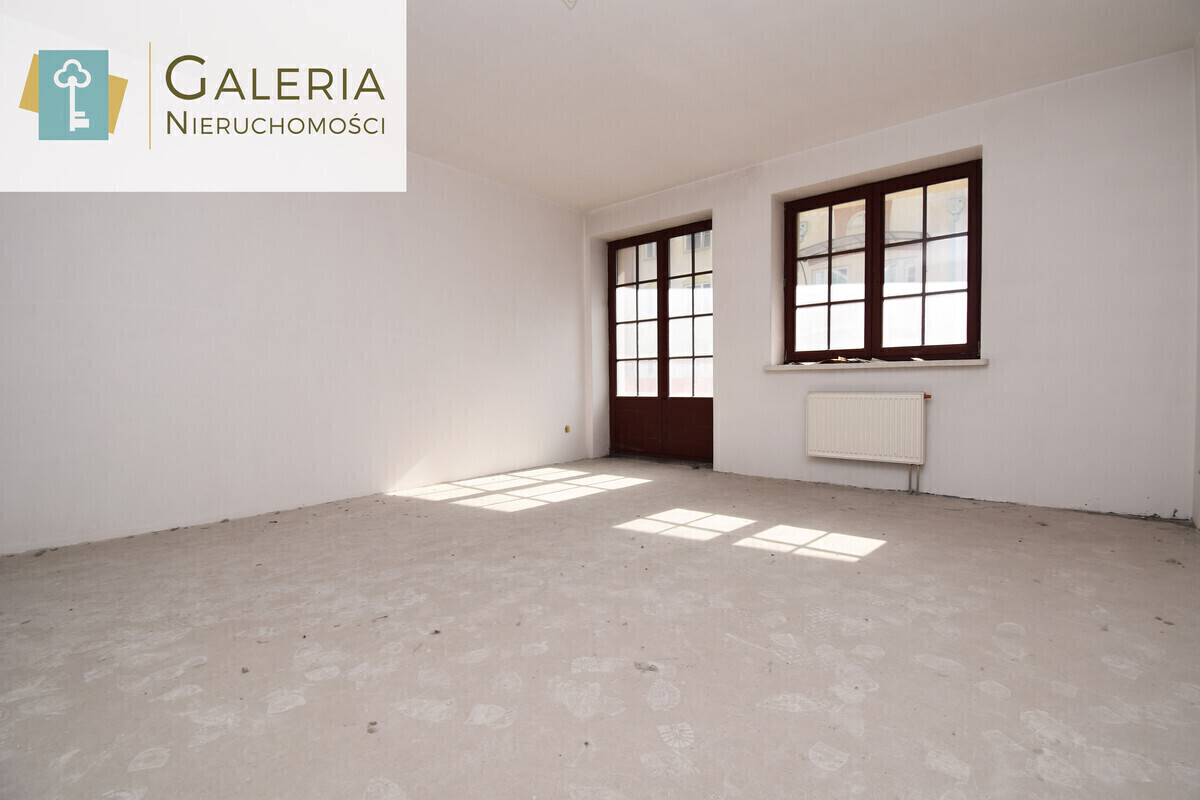 Elbląg GALERIA NIERUCHOMOŚCIZ pasji i miłości do nieruchomościNa sprzedaż: Trzypokojowe mieszkanie w sercu Starego