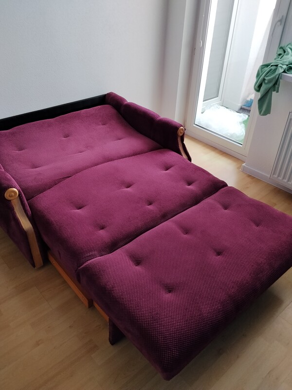 Elbląg Sprzedam amerykankę/rozkładaną sofę.
Stan bardzo dobry.
Odbiór osobisty w centrum Elbląga.