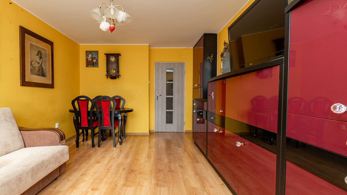 Elbląg TO MY SPRZEDAJEMYNIERUCHOMOŚCI W TYM MIEŚCIEBIURO NIERUCHOMOŚCIAMERICAN HOMEFOR SALE - 2POKOJE - UL. SŁONECZNA