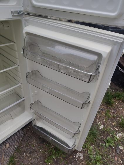 Elbląg Sprzedam lodówkę Mastercook. Stan bardzo dobry. .Klasa energetyczna A+. Możliwość transportu i wniesienia. ..