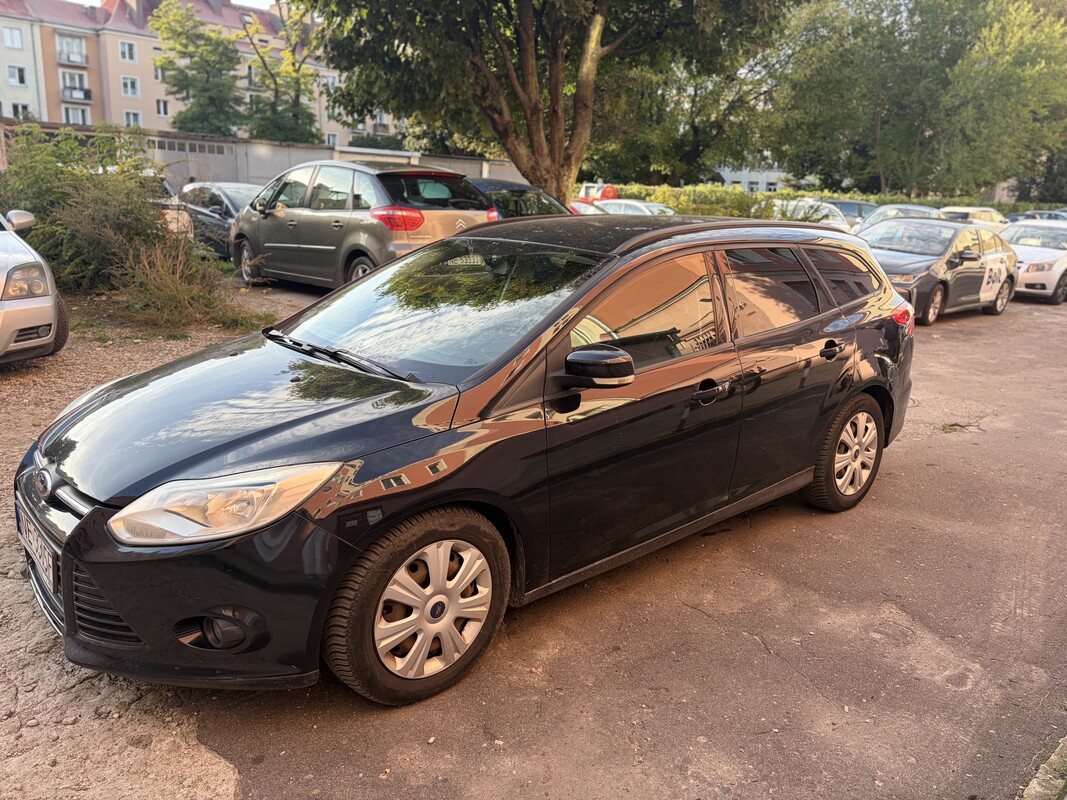 Elbląg Sprzedam Ford Fokus Kombi MK3 1,6 TDCi 2011 r, Manualna skrzynia biegów. Auto ekonomiczne przy obecnych cenach