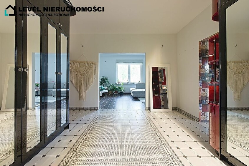 Elbląg LEVEL NIERUCHOMOŚCIPosesja w mieścieul. Okrężna, ElblągNIERUCHOMOŚCI NA POZIOMIE