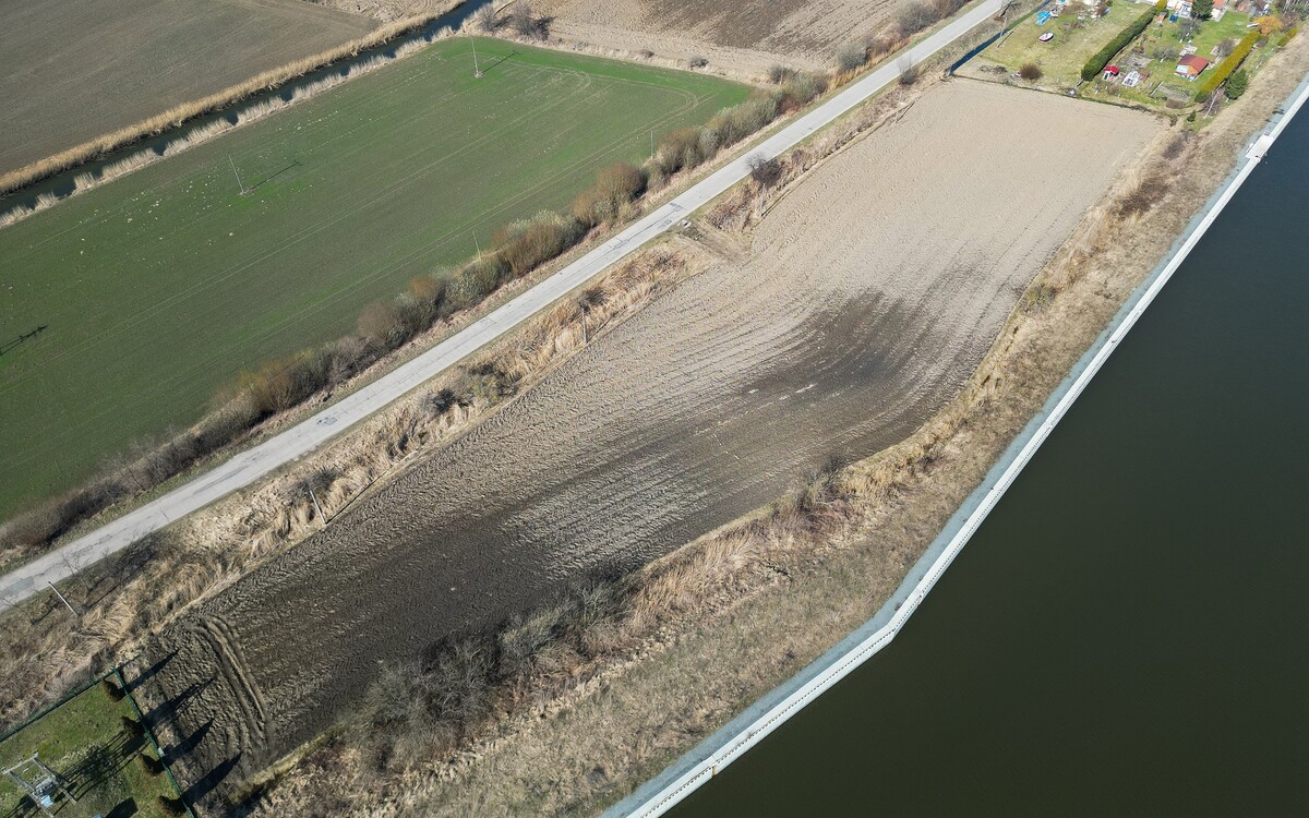 Elbląg NA SPRZEDAŻ 3 DZIAŁKI W MIEJSCOWOŚCI NOWAKOWO, 10 KM OD ELBLĄGA. WGN Nieruchomości oddział Elbląg poleca w dniu