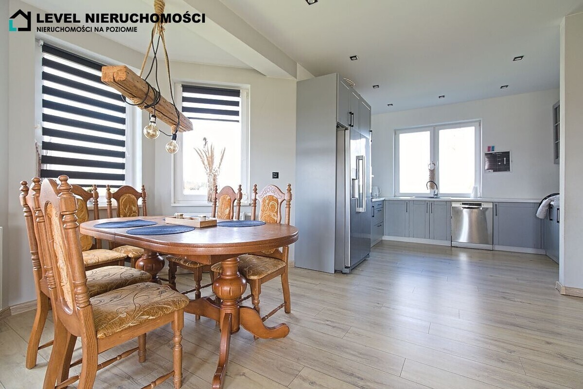 Elbląg LEVEL NIERUCHOMOŚCI Duży dom pod Elblągiem Krzewsk NIERUCHOMOŚCI NA POZIOMIE