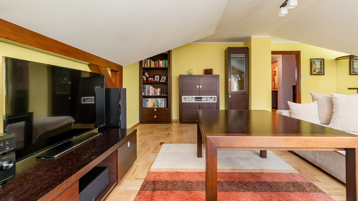Elbląg TO MY SPRZEDAJEMYNIERUCHOMOŚCI W TYM MIEŚCIEBIURO NIERUCHOMOŚCIAMERICAN HOMEFOR SALE - 2 POKOJE - CENTRUM