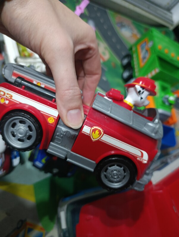 Elbląg Sprzedam zestaw Psi patrol. BRAK PATROLOWCA. łódź podwodna, zestaw piesków z autami. Cena za całość. Wszystko