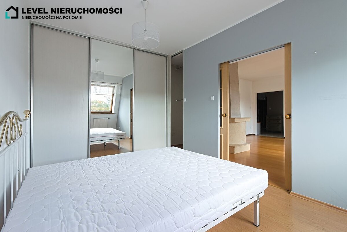 Elbląg LEVEL NIERUCHOMOŚCI Duże mieszkanie czteropokojowe, ul. Powstańców Warszawskich, Elbląg