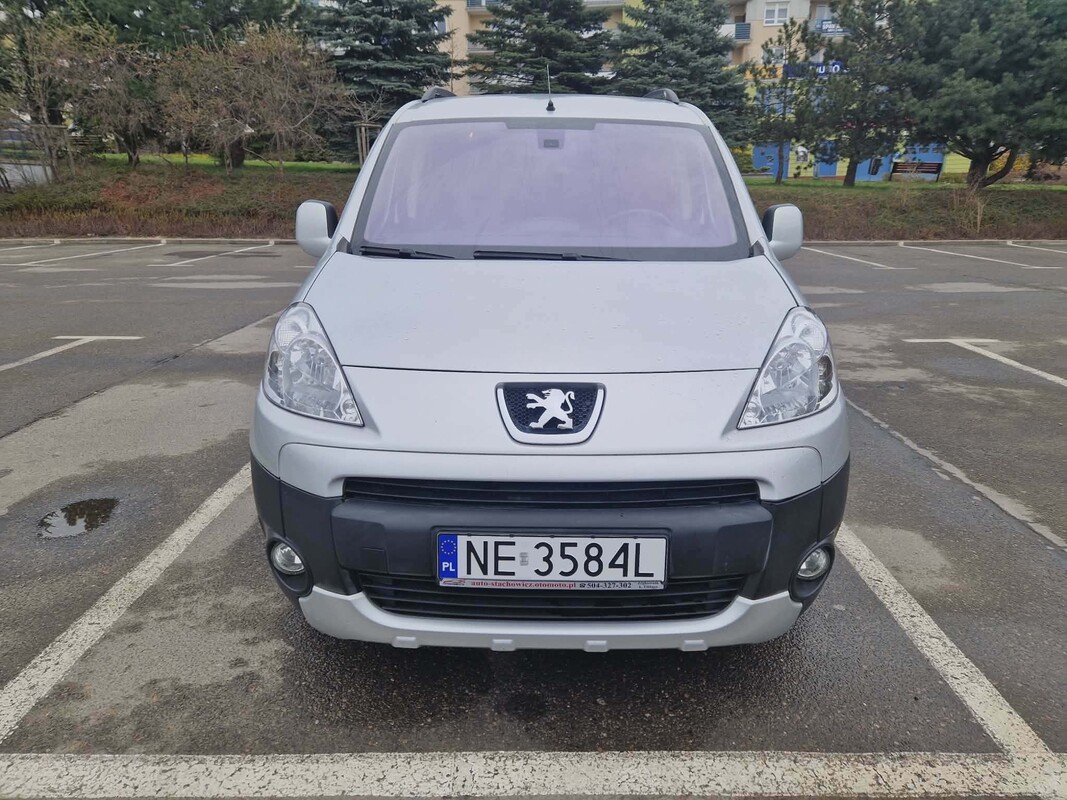 Elbląg Peugeot Partner Tepee 1,6 Benzyna | stan bardzo dobry | ważne opłaty