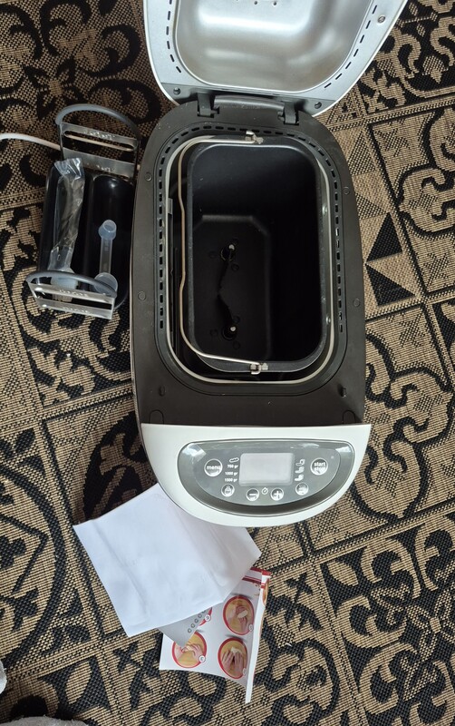 Elbląg Sprzedam urządzenie firmy Tefal do pieczenia chleba, bagietek, wyrabiania ciasta na makaron, pizzę, robienia