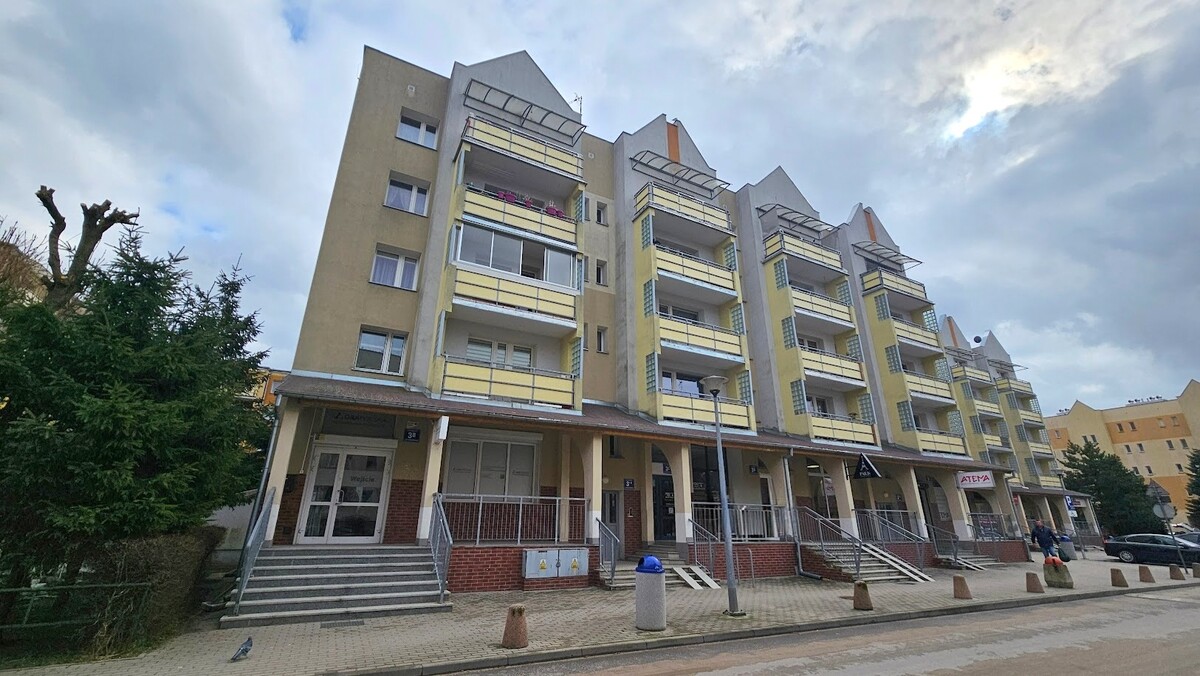 Elbląg KWADRAT NIERUCHOMOŚCIMieszkanie 51,80 m2Za politechnikąBalkonMożliwość przerobienia na 3 pokojowe