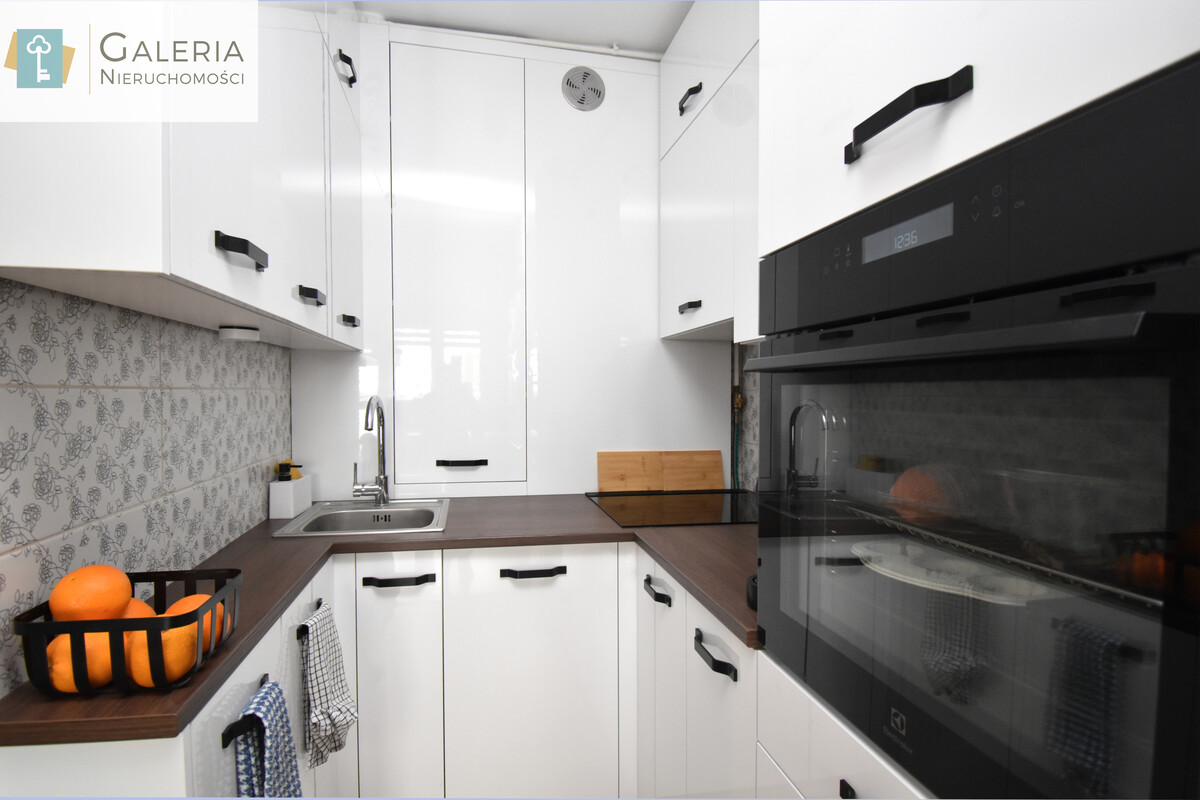 Elbląg GALERIA NIERUCHOMOŚCIZ pasji i miłości do nieruchomościNa sprzedaż: Dwa pokoje z balkonem blisko