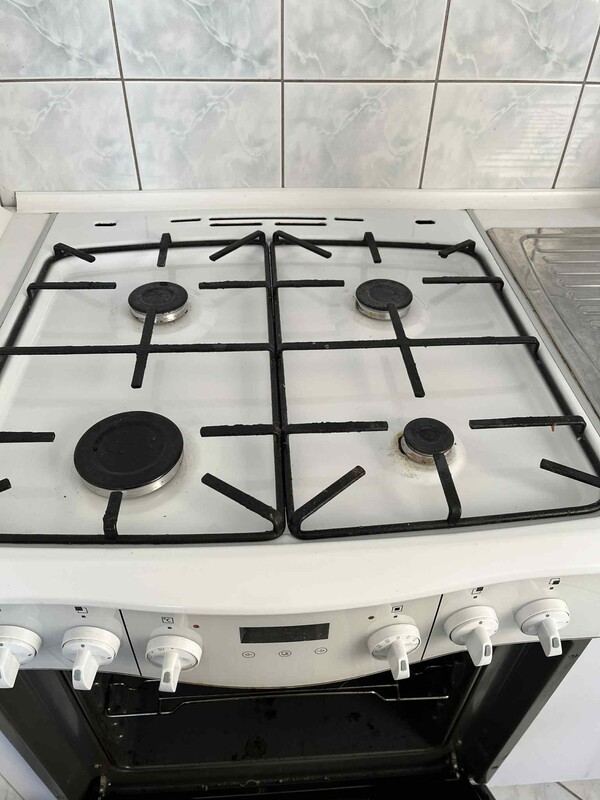 Elbląg Oddam za darmo kuchenkę gazową Amica. Używana, ale sprawna. Transport i zniesienie we własnym zakresie.