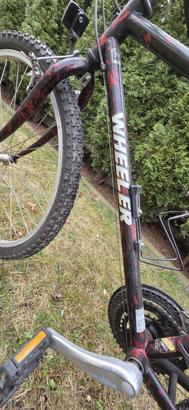 Elbląg Sprzedam rower WHEELER 900.Sprawny. Rozmiar koła 26x1.95.