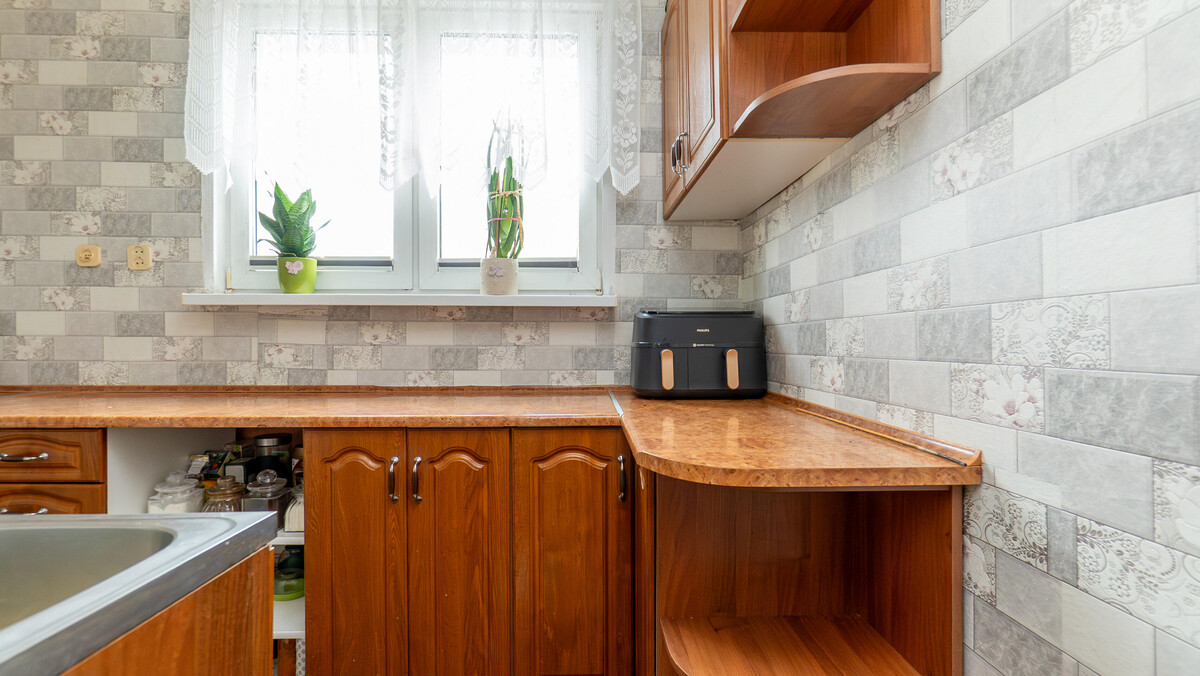 Elbląg TO MY SPRZEDAJEMYNIERUCHOMOŚCI W TYM MIEŚCIEBIURO NIERUCHOMOŚCIAMERICAN HOMEFOR SALE - 2 POKOJE -