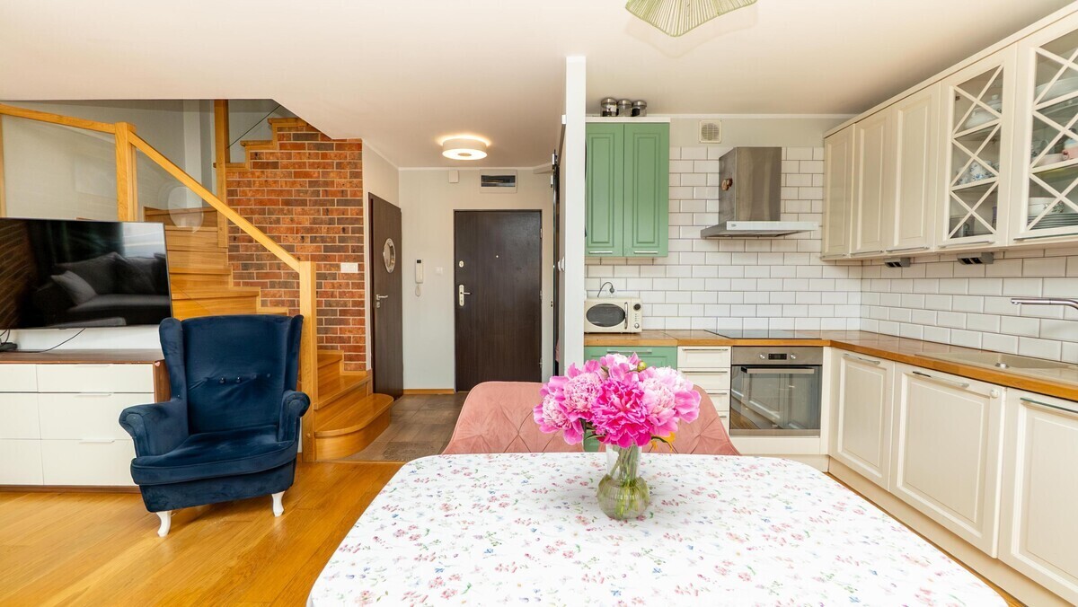 Elbląg TO MY SPRZEDAJEMYNIERUCHOMOŚCI W TYM MIEŚCIEBIURO NIERUCHOMOŚCIAMERICAN HOMEFOR SALE - 4 POKOJE - KOSSAKA