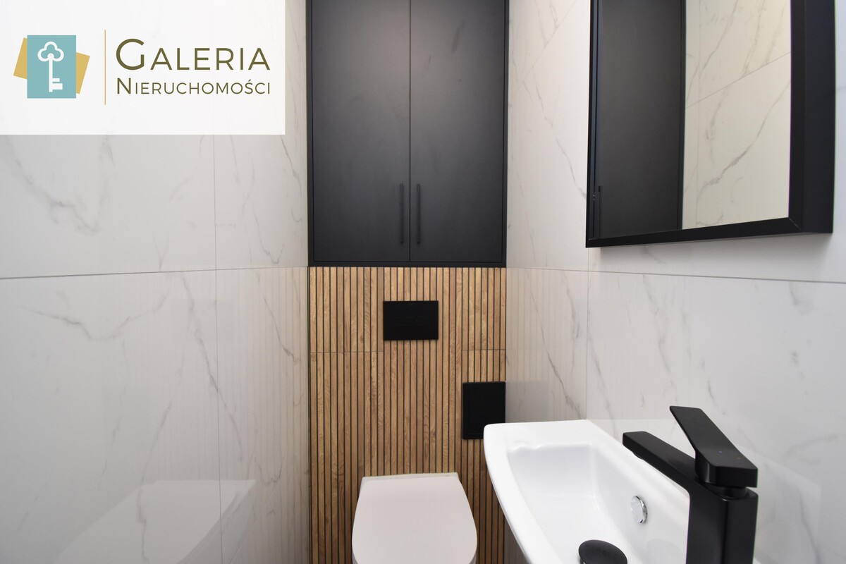 Elbląg GALERIA NIERUCHOMOŚCIZ pasji i miłości do nieruchomościNa sprzedaż: 4 pokoje, balkon, po generalnym remoncie