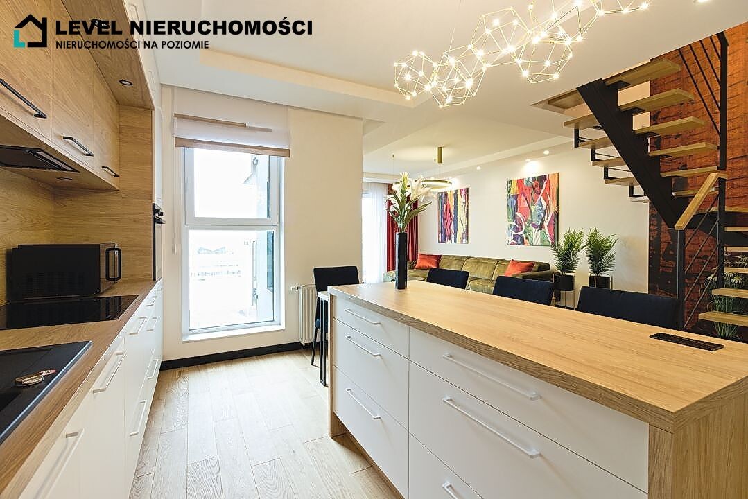 Elbląg LEVEL NIERUCHOMOŚCI Dwupoziomowy apartament w Regal Park NIERUCHOMOŚCI NA POZIOMIE