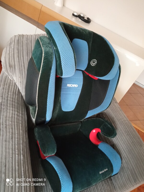 Elbląg Mam do sprzedania fotelik dziecięcy firmy Recaro wersji MENZA NOVA, przeznaczony do wagi 15-36kg. regulowana