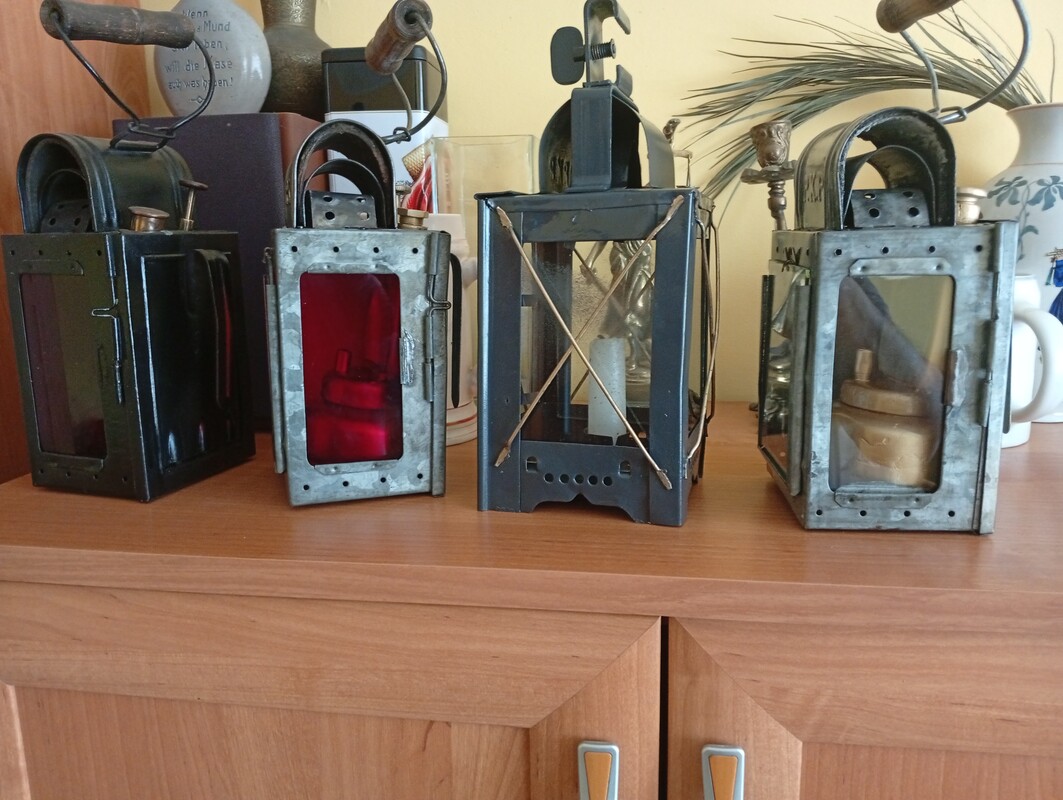 Elbląg OKAZJA ! sprzedam 4 zabytkowe lampy kolejowe 3szt na karbid były to lampy konduktorskie i i