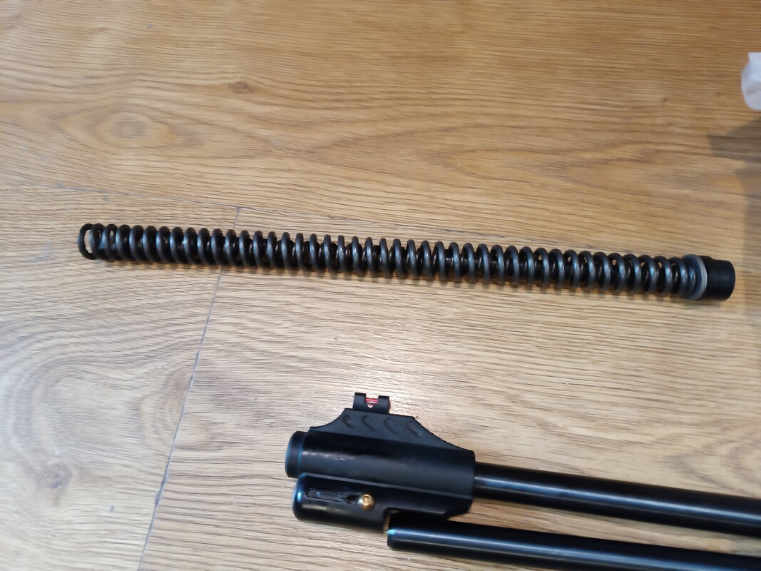 Elbląg Sprzedam karabinek wiatrówkę Hatsan 105 torpedo w kalibrze 6,35,wraz z zestawem nowych, nie używanych