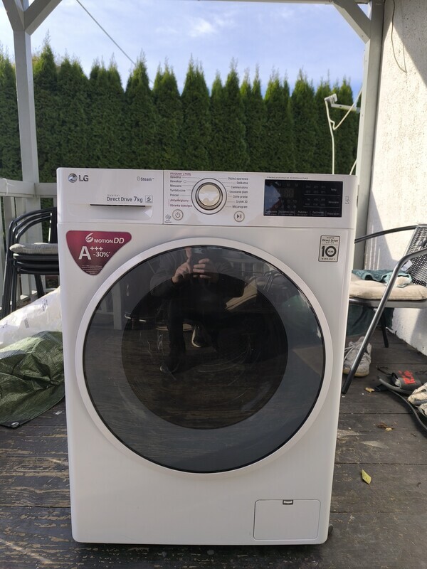 Elbląg Sprzedam pralkę automatyczną LG sprawna wszystkie programy działają bez zarzutów wsad 7kg. delikatnie kapie