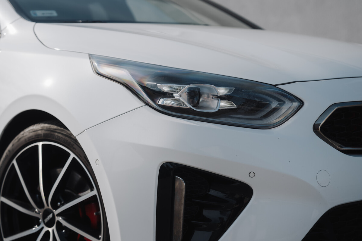 Elbląg KIA ProCeed 1.6 GT 204 KM – Pierwszy właściciel, polski salon, bezwypadkowy!Dynamiczne auto o