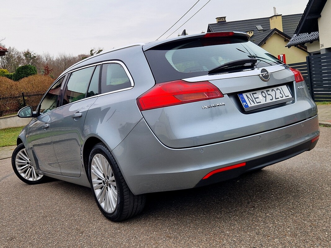Elbląg Opel InsigniaSilnik : Benzyna 140KM179tys. km Serwis !Zarejestrowany i opłacony!