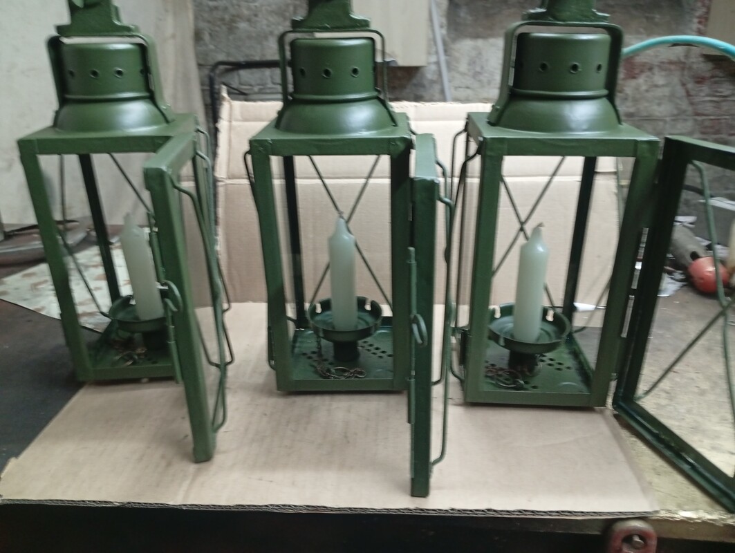 Elbląg Sprzedam 5 lamp zabytkowych PKP 3 szt lampy do przewozu wojska w wagonach towarowych na świeczkę lampy po