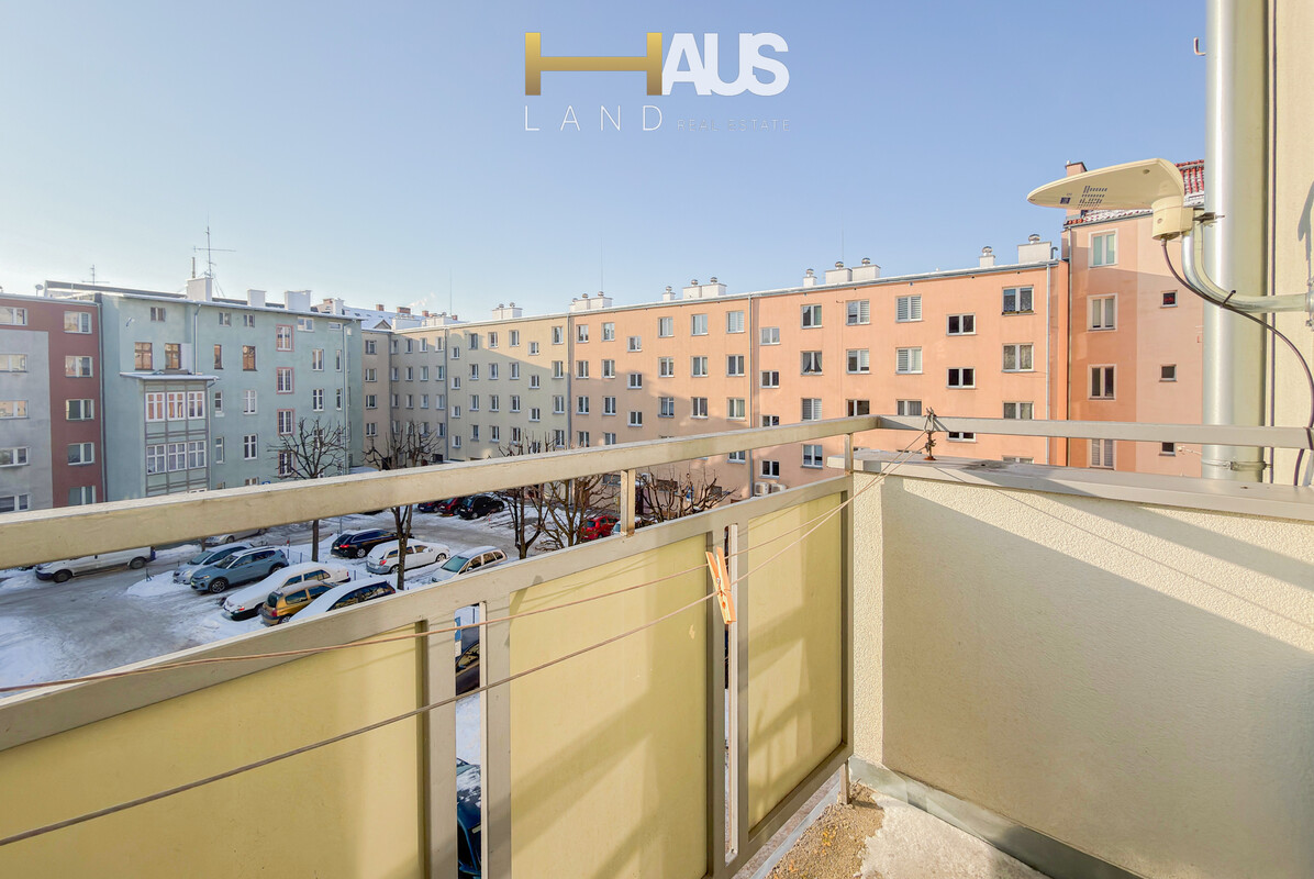 Elbląg DZIEŃ OTWARTY 20.02.2026r (PIĄTEK)ELBLĄG UL.1 MAJA CENTRUM MIASTA 2 POKOJE, OSOBNA KUCHNIAPOWIERZCHNIA