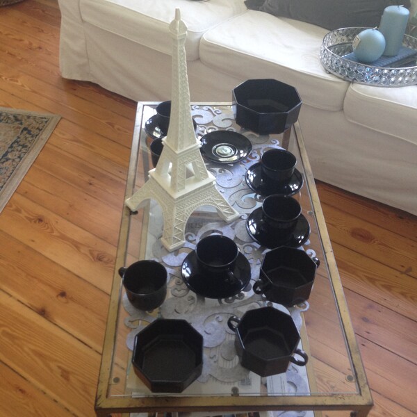 Elbląg OKAZJA !
ELEGANCKI FRANCUSKI SYGNOWANY ZESTAW.
POD SPODEM KAŻDEGO ELEMENTU JEST SYGNATURA > arcoroc