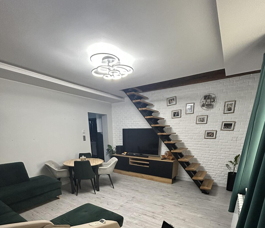 Elbląg Na sprzedaż dwupoziomowe mieszkanie w kamienicy.