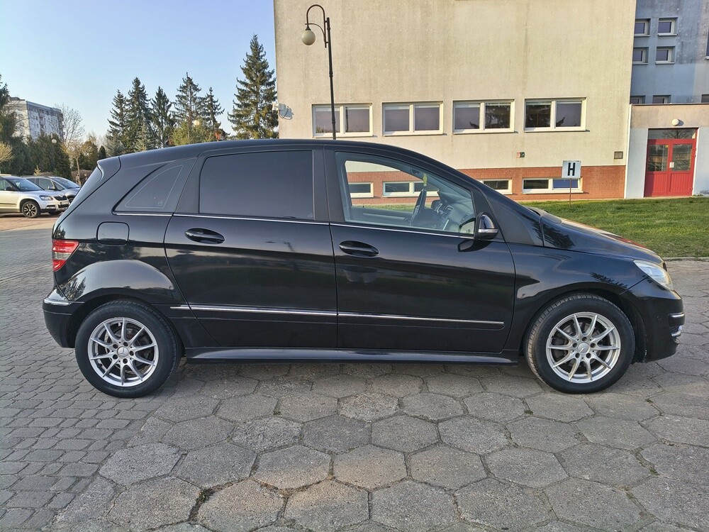 Elbląg MERCEDES B-KLASASilnik : 2.0 CDI 109PSZarejestrowana i opłacona!