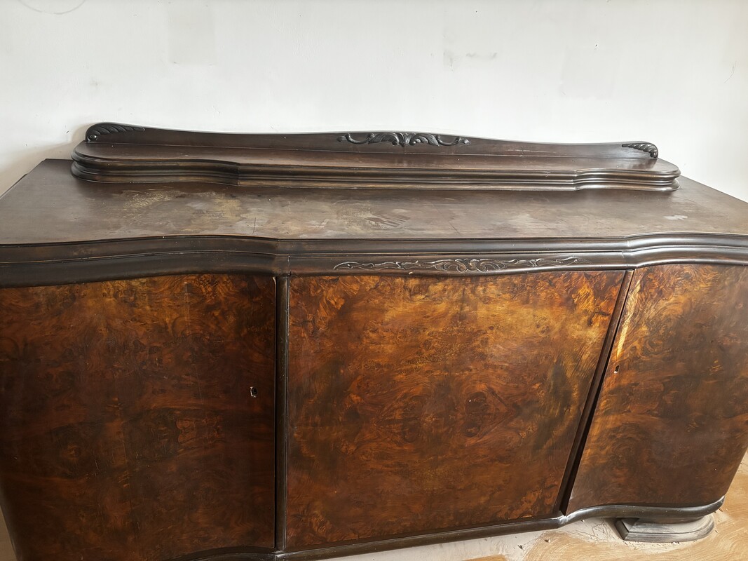 Elbląg Sprzedam serwantka, kredens, stół, dwa krzesła, żyrandol antyki. Wymaga wyceny.